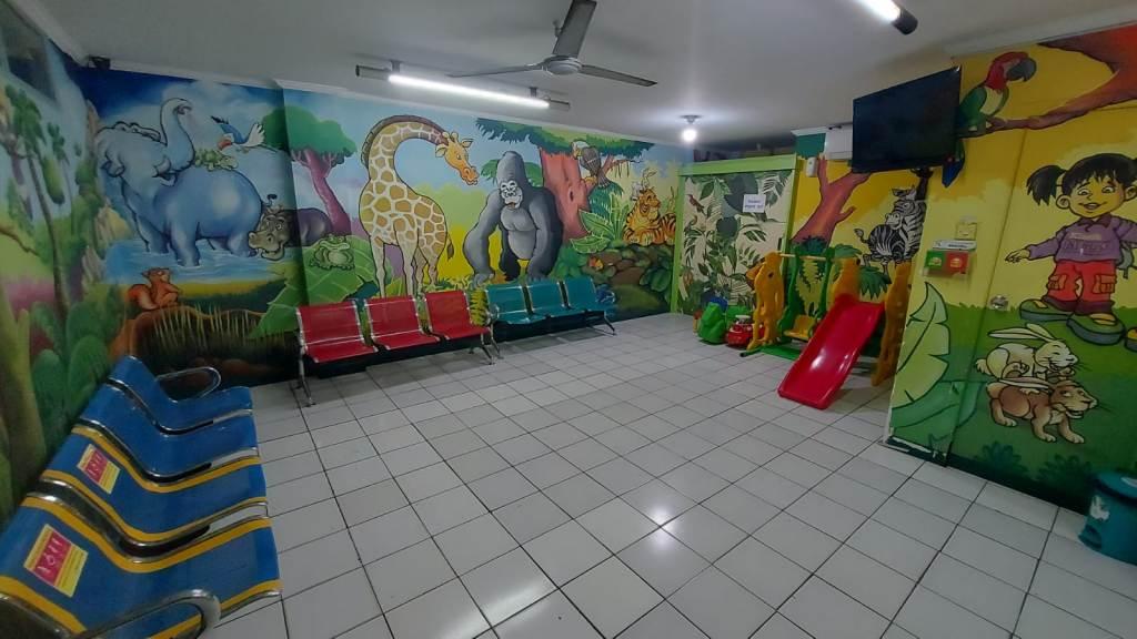 Ruang Tunggu Lantai 2